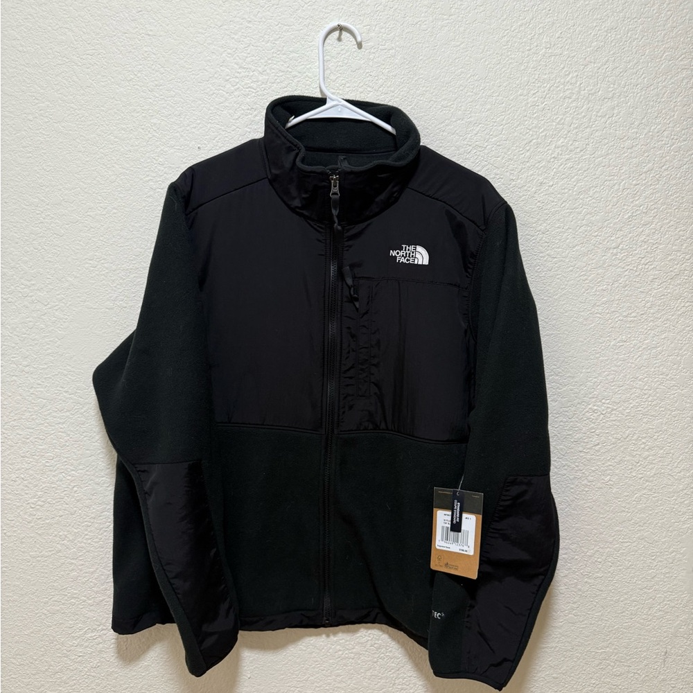 The North Face Men's Black Performance Jacket